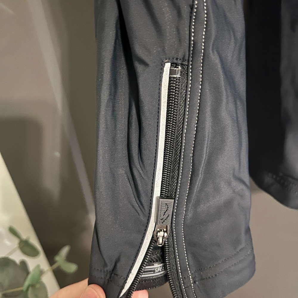 Specialized leggings with drawstring - image 5